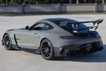 2021-mercedes-benz-amg-gt-black-series-2