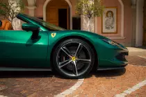 verde-pino-ferrari-296-gts-6b22