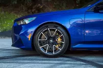 11-2025-bmw-m5-touring