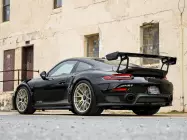 2018-porsche-911-gt2-rs-p6882-25-06501-scaled