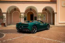 verde-pino-ferrari-296-gts-8440