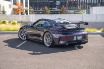 viola-metallic-porsche-911-gt3-992-2-4e8a