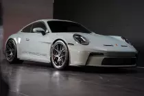 porsche-992-2405009-07