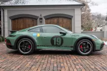 2024-porsche-911-dakar-2024-porsche-911-dakar-ca67fcd2-01dd-45b1-93c1-2442132ed444-69fng3-49985-49986-scaled