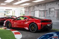 209822-1009341-car-20240426-170821-ferrari-pista-sin-franja-4