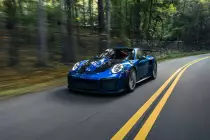 cobalt-blue-metallic-porsche-911-gt2-rs-991-b2c4