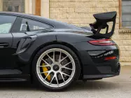 2018-porsche-911-gt2-rs-p6882-33-06574-scaled