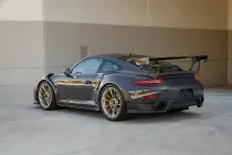 grey-black-porsche-911-gt2-rs-991-8db7