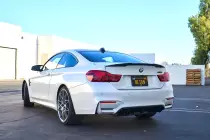 mineral-white-bmw-m4-f82-e8e6