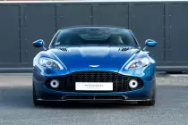 pannhorst-automobiles-aston-martin-vanquish-zagato-volante-blau-max-qualitaet