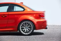 2011-bmw-1-series-m-9