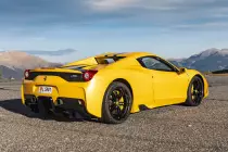 2015-ferrari-458-speciale-aperta-36