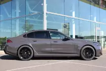 grey-black-bmw-m5-g90-54f6