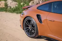 2025-porsche-911-turbo-s-coupe-d86a1858-83157