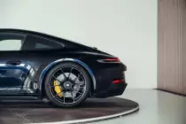 stimpfig-992-1-gt3-touring-carbon-black-sk-022
