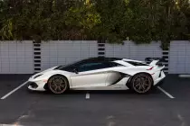 used-2020-lamborghini-aventador-svj-lp-770-4-1685842746-1