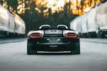 black-918-05
