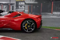 209822-1009419-car-20240427-123242-ferrari-sf90-spider-5
