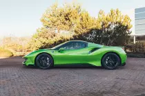 ferrari-488-pista-240