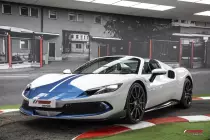 209822-1071753-car-20250807-173139-ferrari-296-gts-1