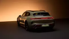 greek-street-green-porsche-taycan-sport-turismo-8ce6