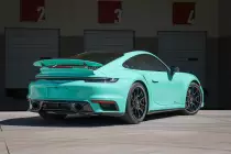 mint-green-porsche-911-turbo-s-992-1-5884