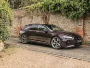 dark-red-audi-rs6-avant-c8-e485