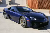 this-might-be-the-only-lapis-lazuli-lexus-lfa-in-the-world-78625-5