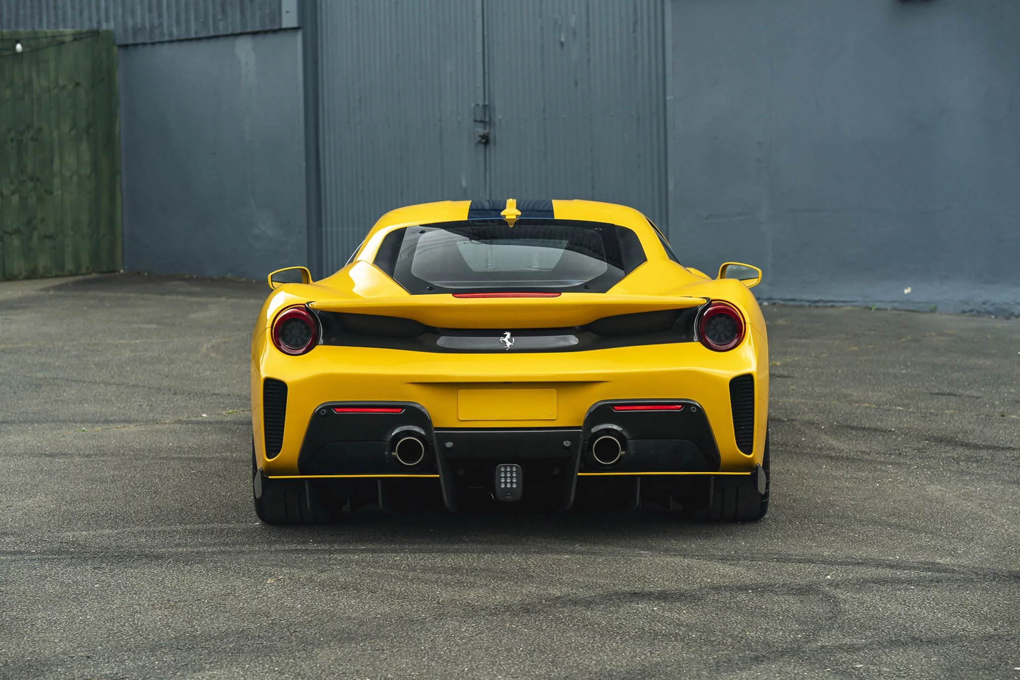 Ardilla Amarillo Ferrari 488