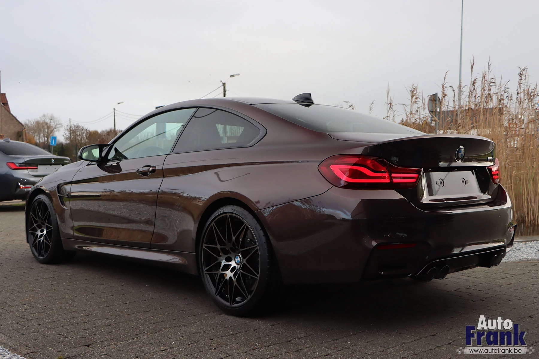 Smoked Topaz BMW M4