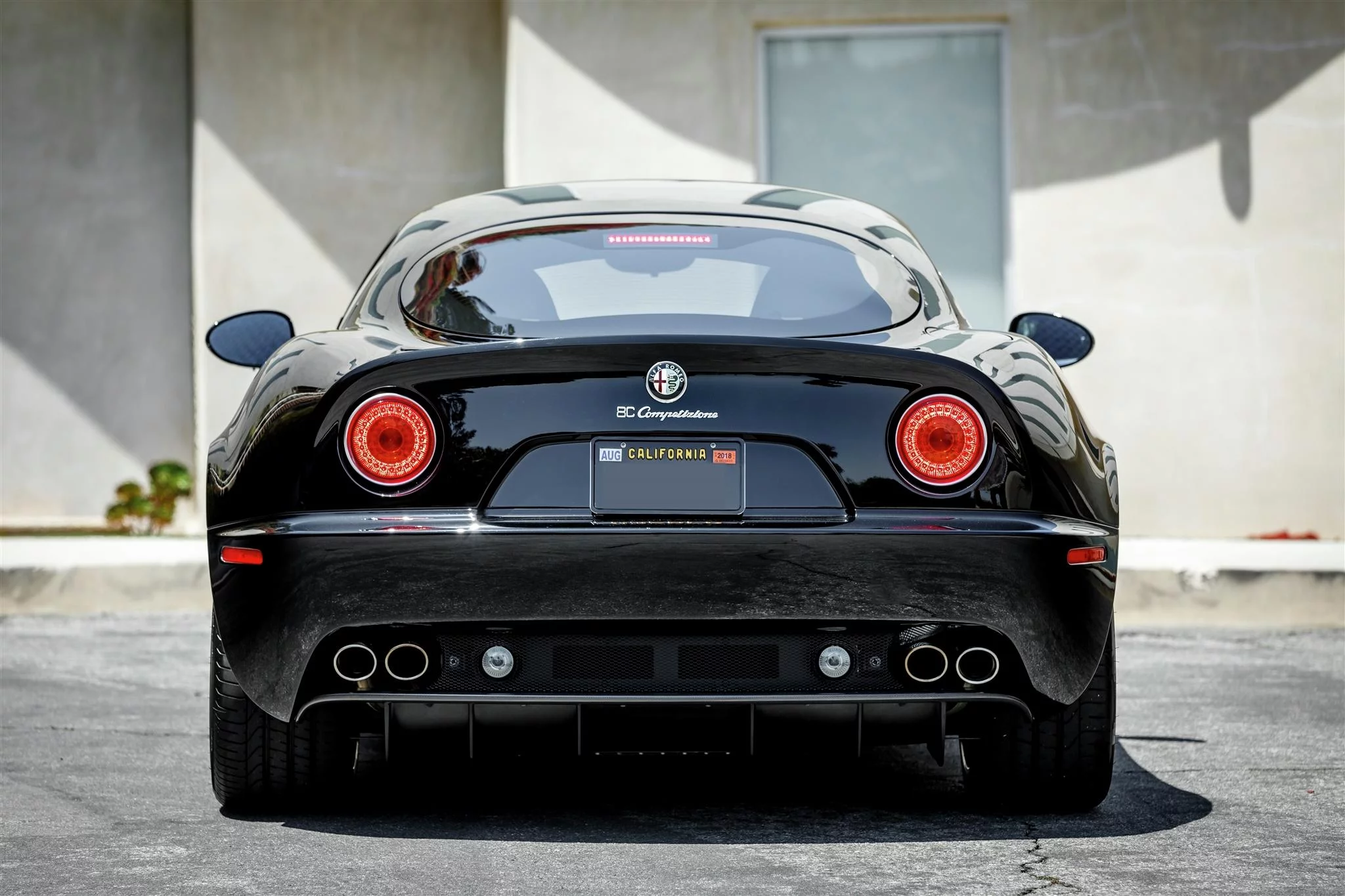 Nero Alfa Romeo 8C
