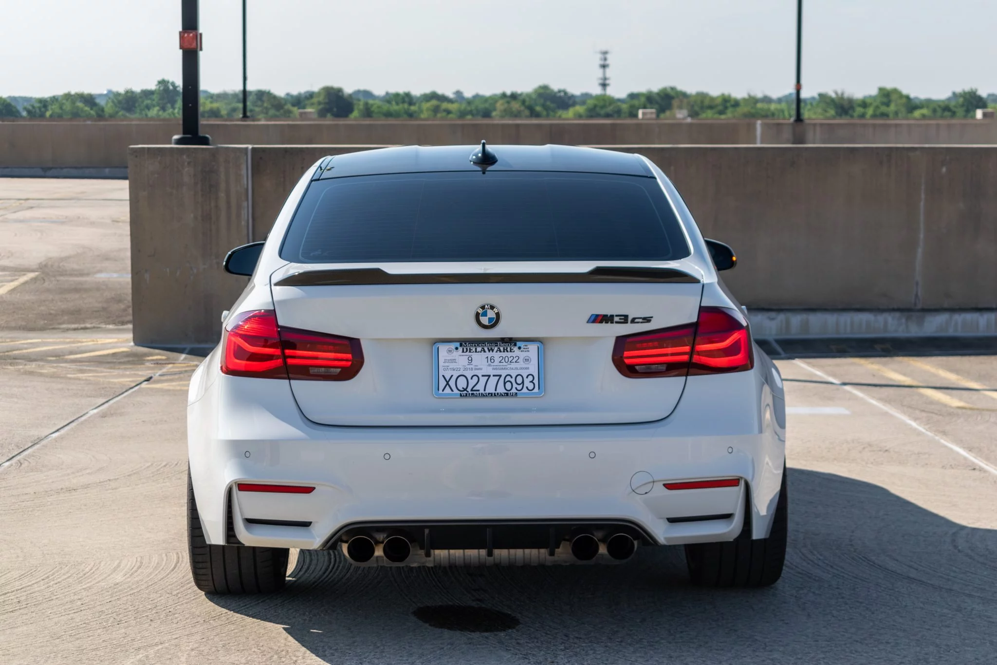 Alpine White III BMW M3