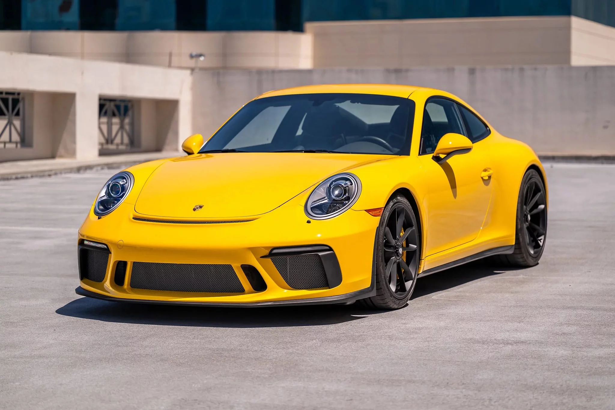 Speed Yellow Porsche 911 GT3
