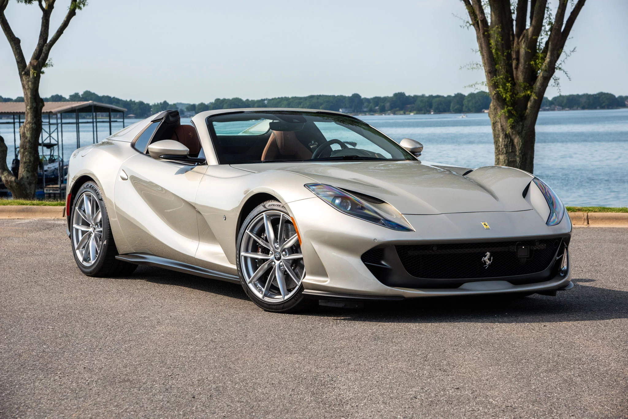 Nuovo Grigio Ingrid Ferrari 812