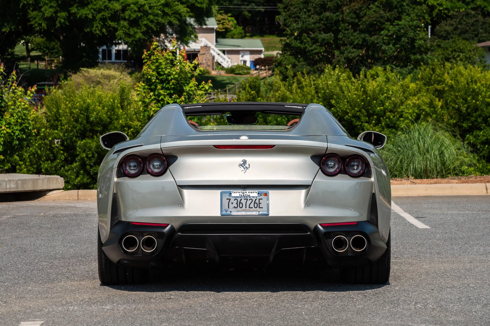 Nuovo Grigio Ingrid Ferrari 812