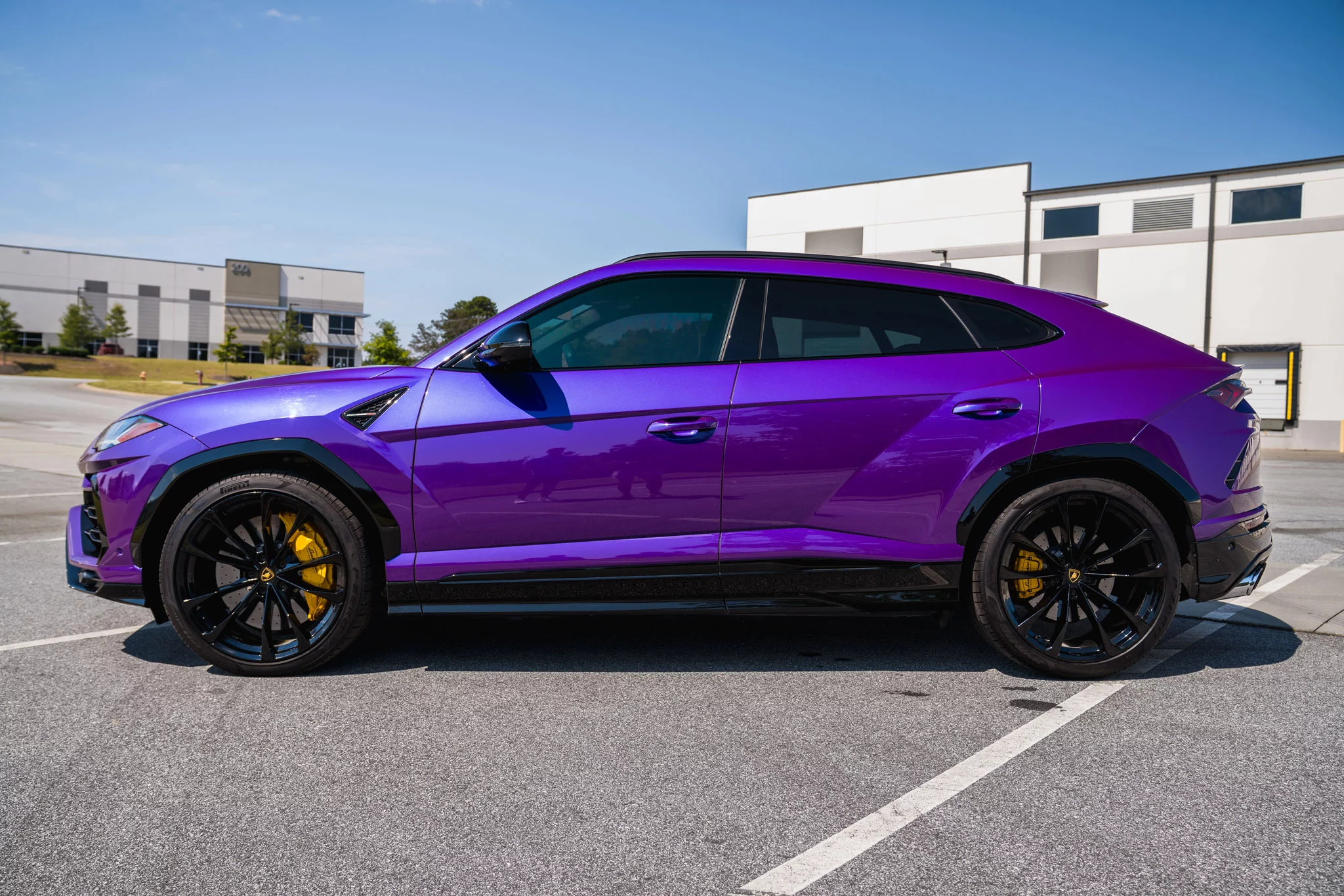 Viola Mithras Lamborghini Urus