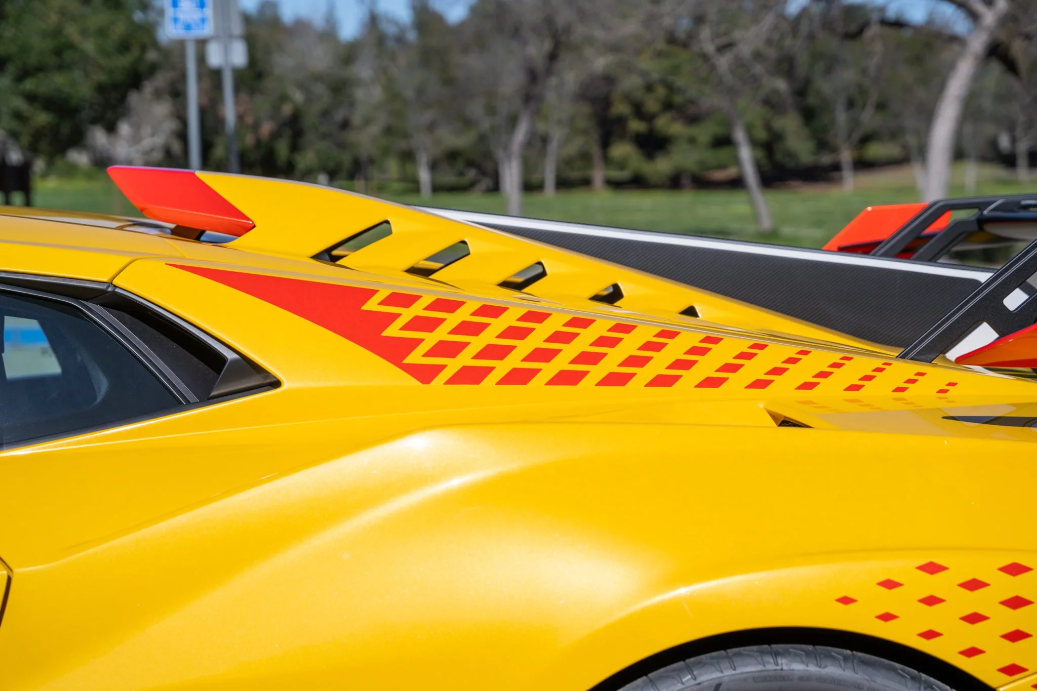 Giallo Inti Lamborghini Huracán