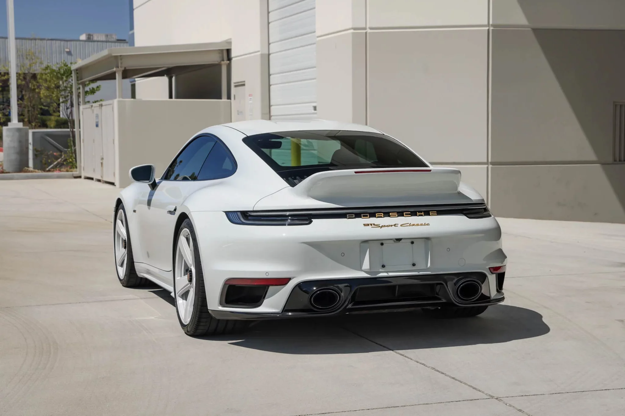 Dolphin Grey Porsche 911 Sport Classic