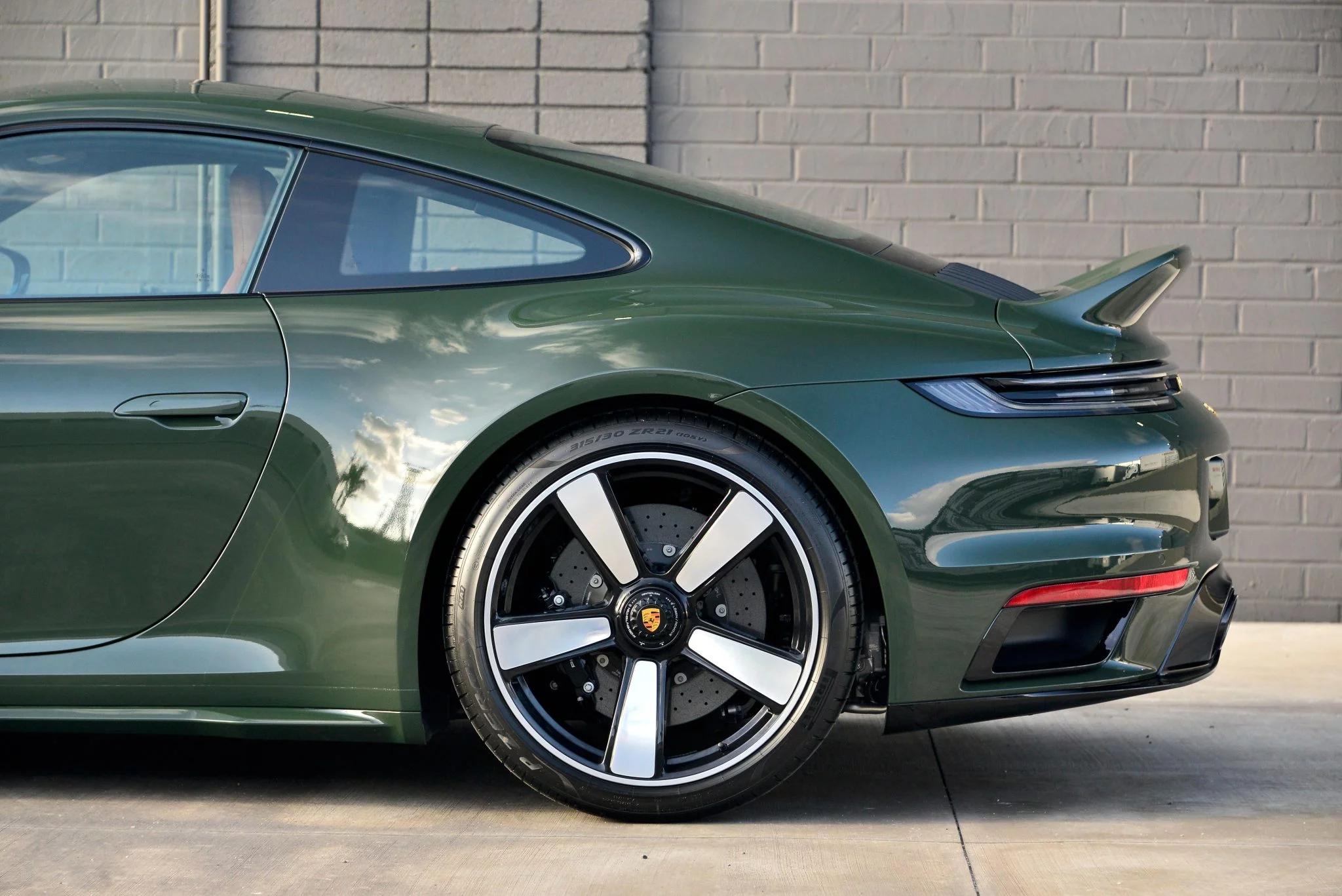 Underberg Green Porsche 911 Sport Classic