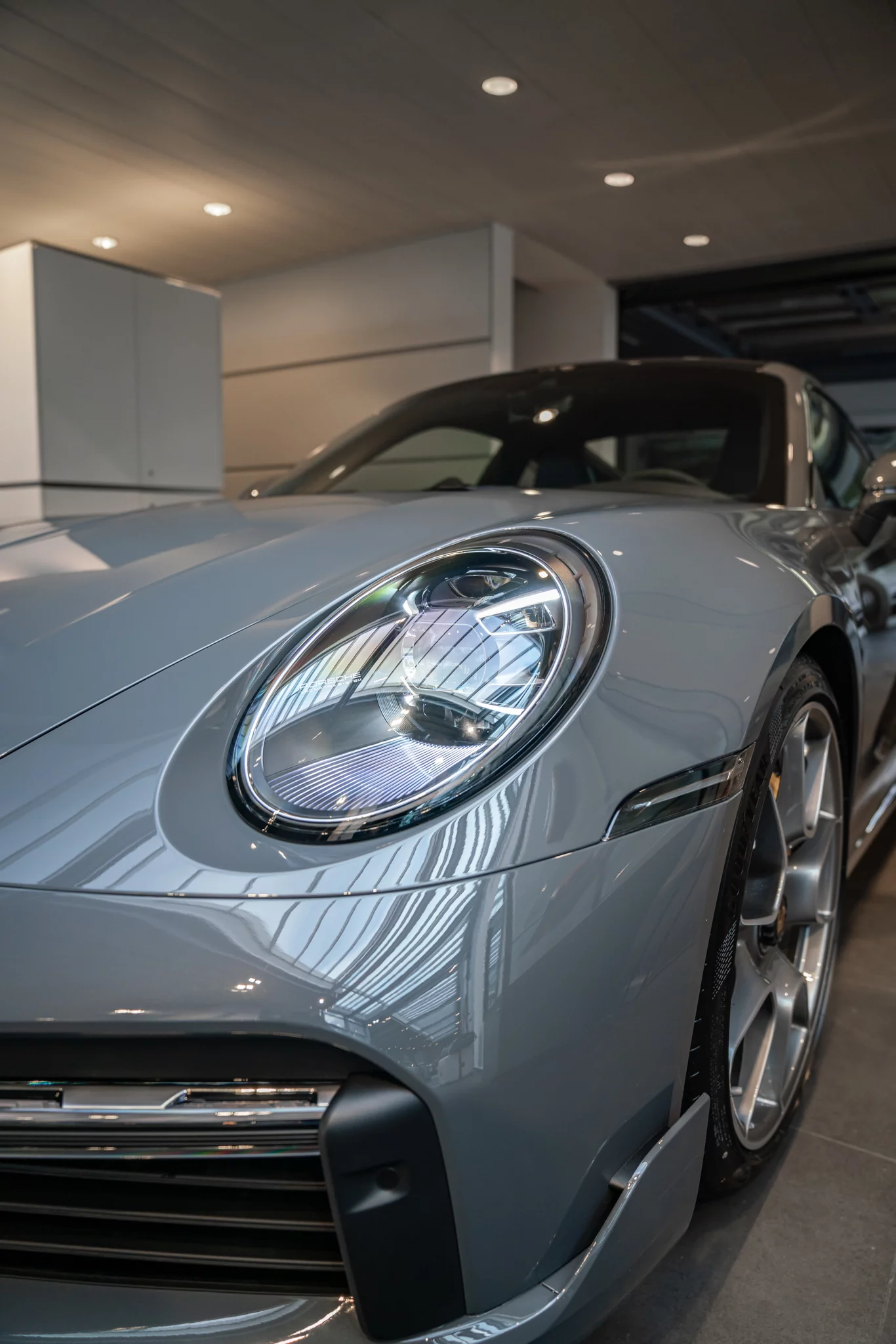 Grigio Telesto Porsche 911 Turbo