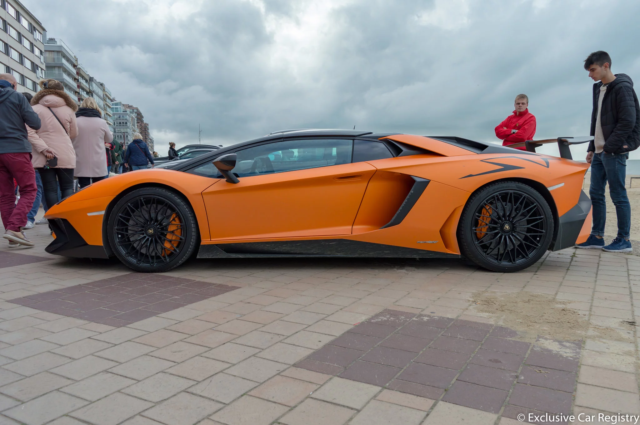 Arancio Anthaeus Lamborghini Aventador
