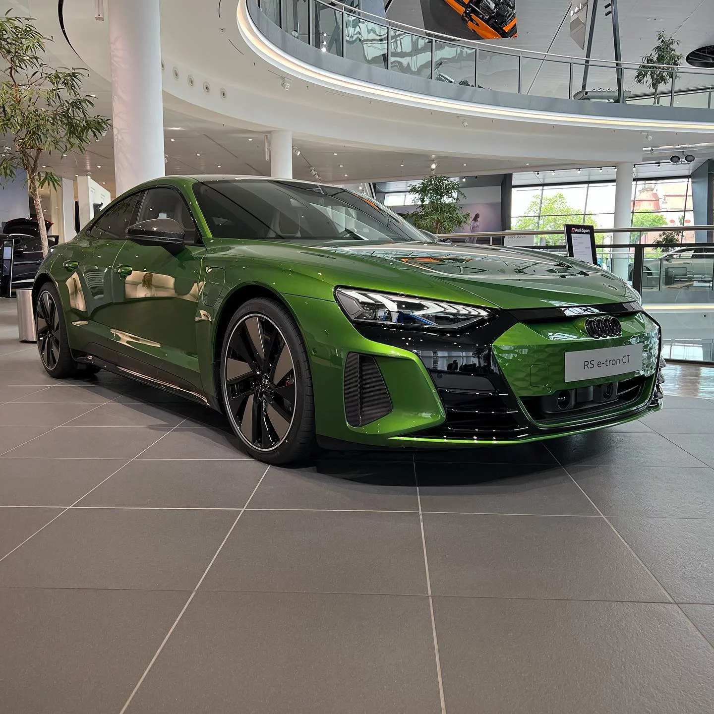 Mamba Green Audi RS e-tron GT