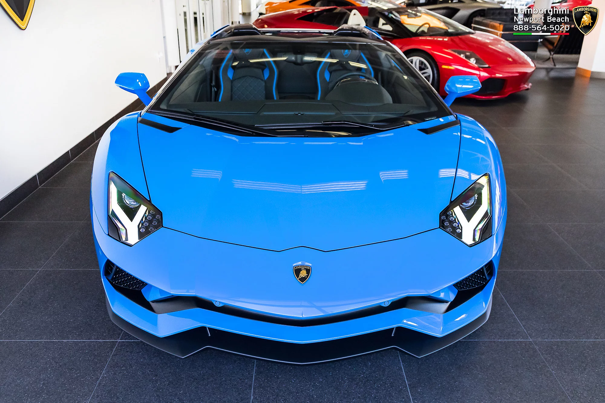 Blu Nila Lamborghini Aventador