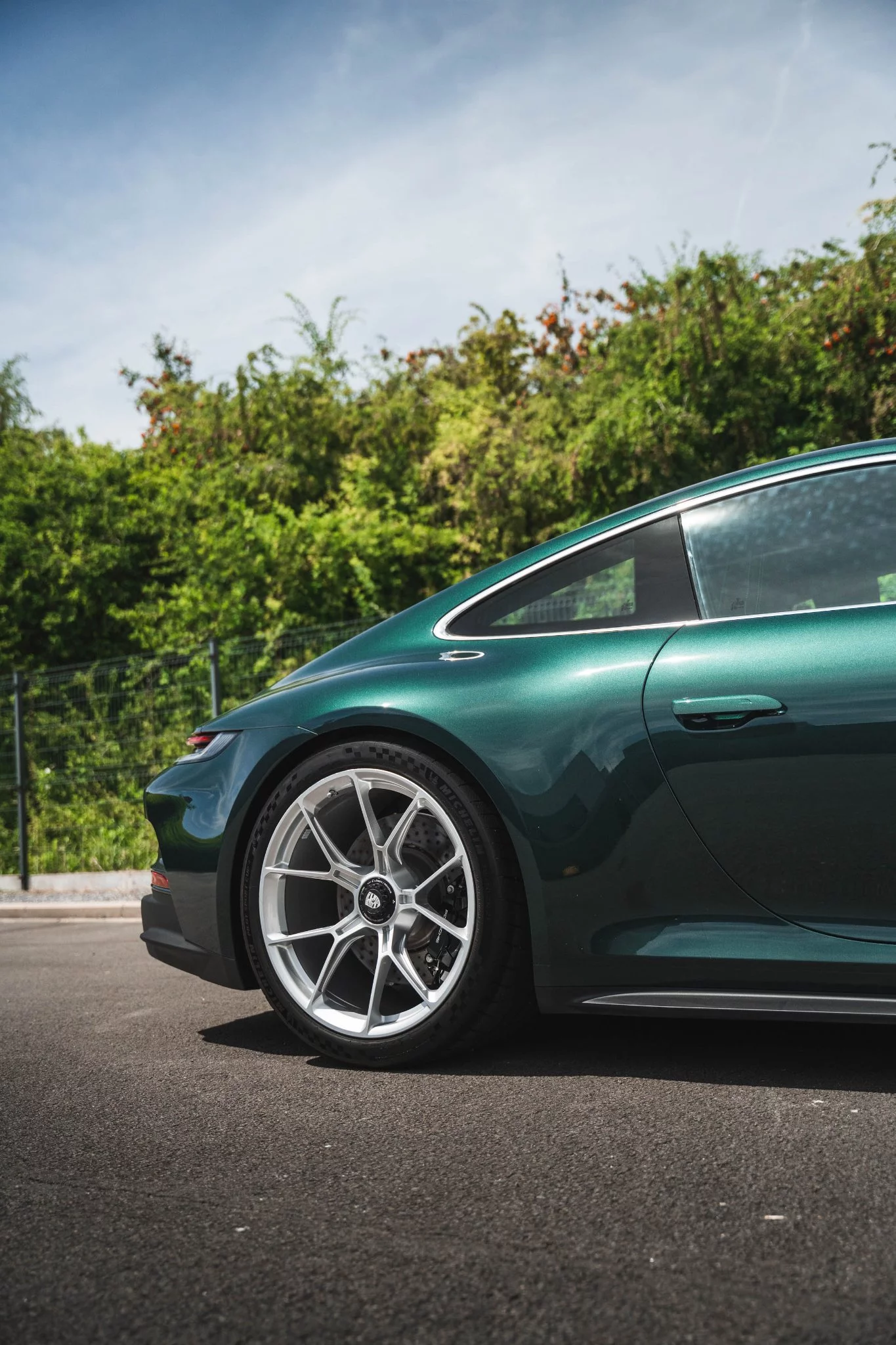 Jet Green Metallic Porsche 911 GT3