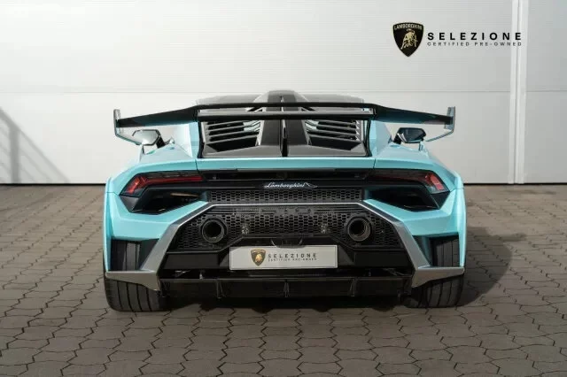Celeste Sufax Lamborghini Huracán