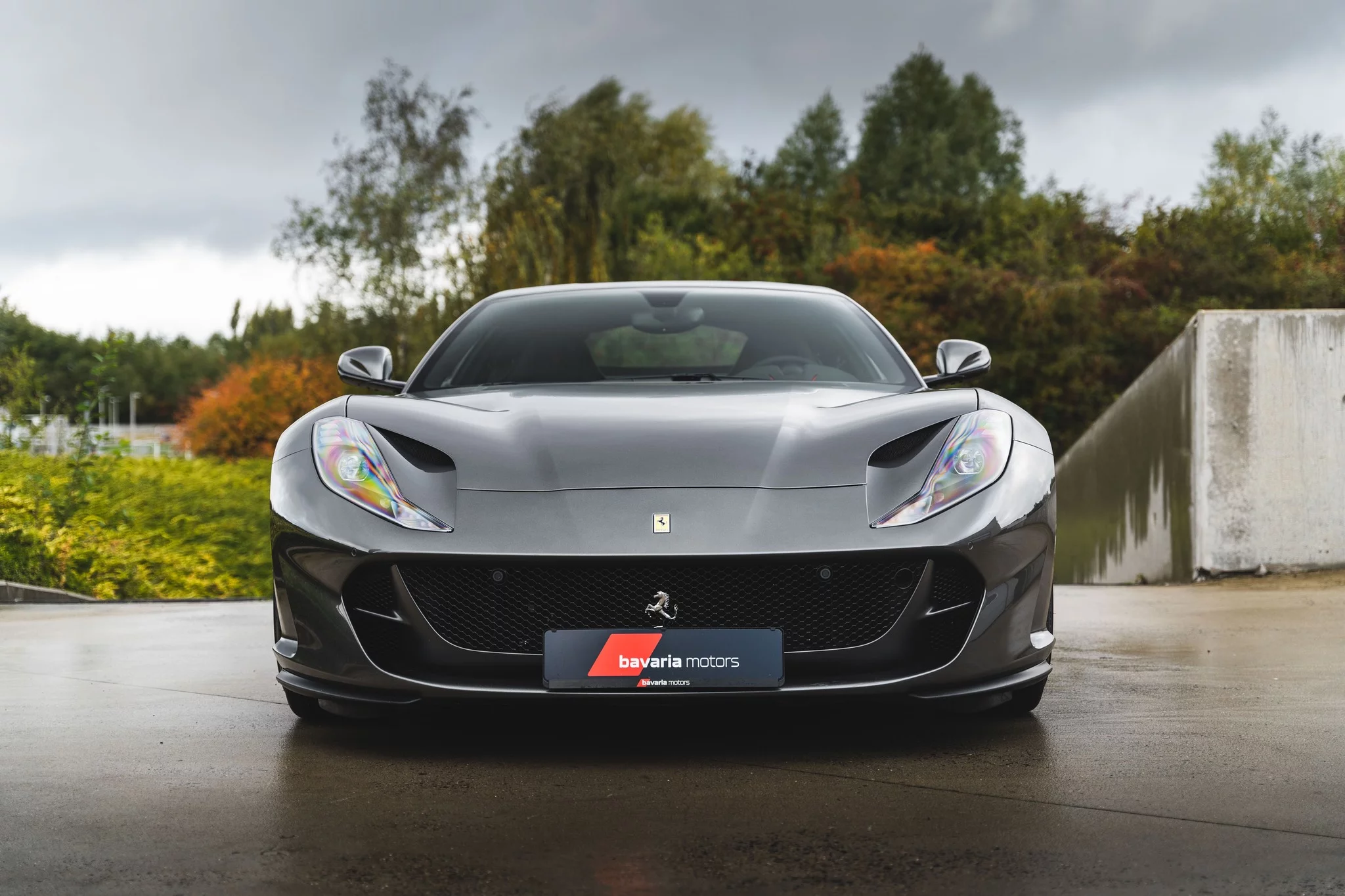 Grigio Silverstone Ferrari 812