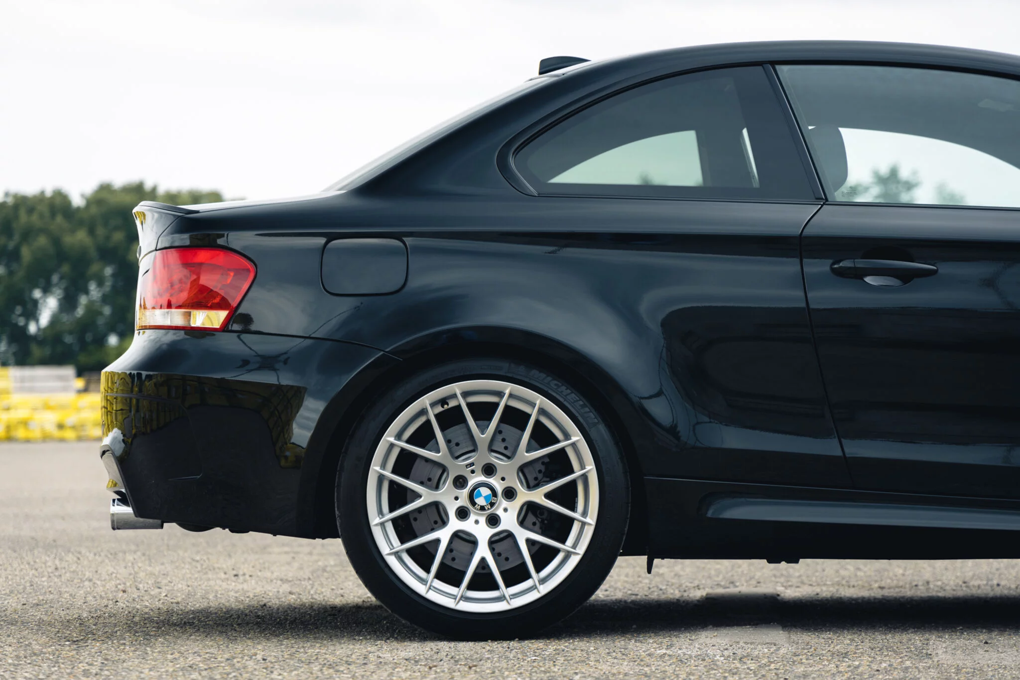 Sapphire Black BMW 1 Series