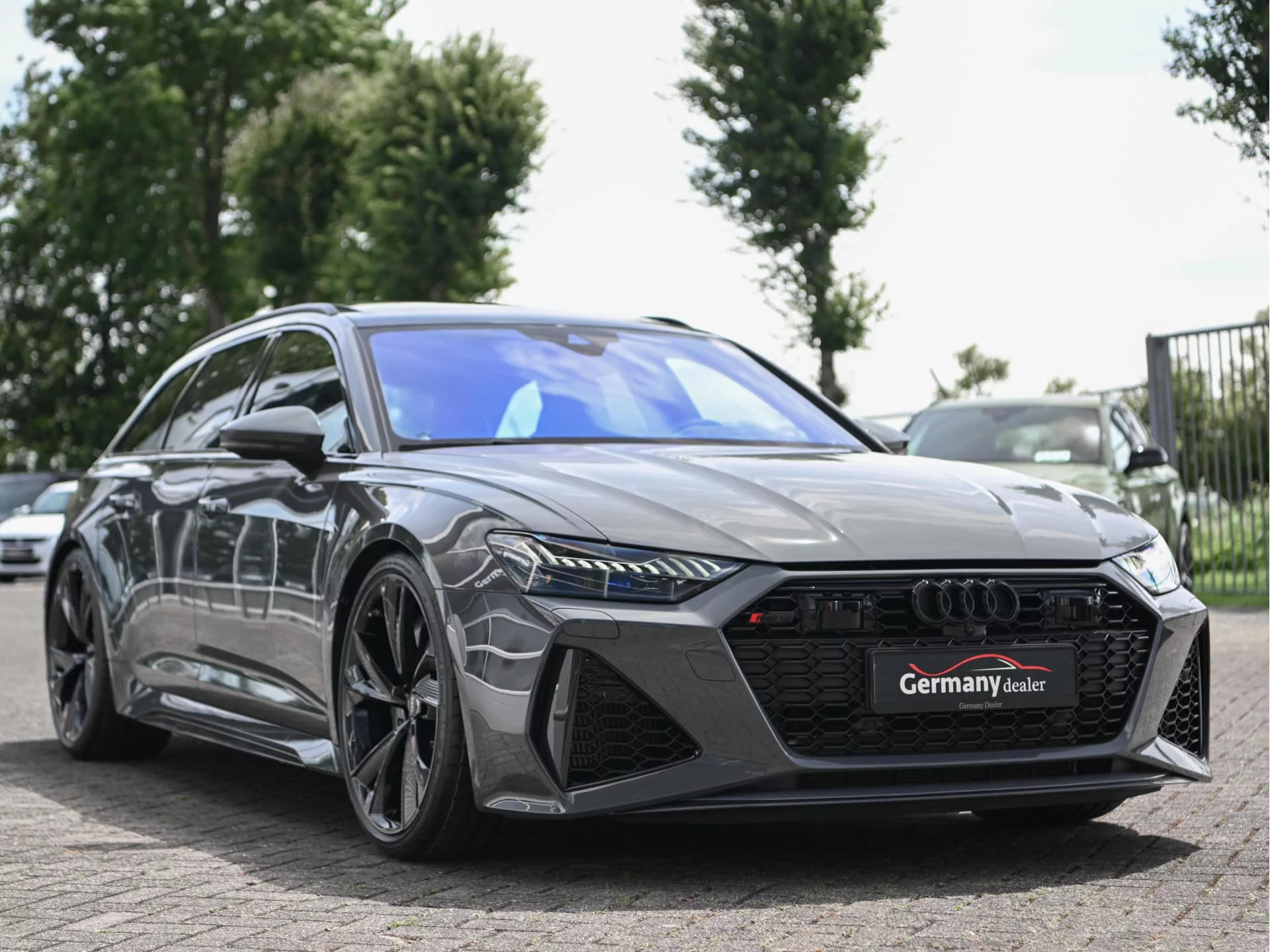 Nimbus Grey Audi RS6 Avant