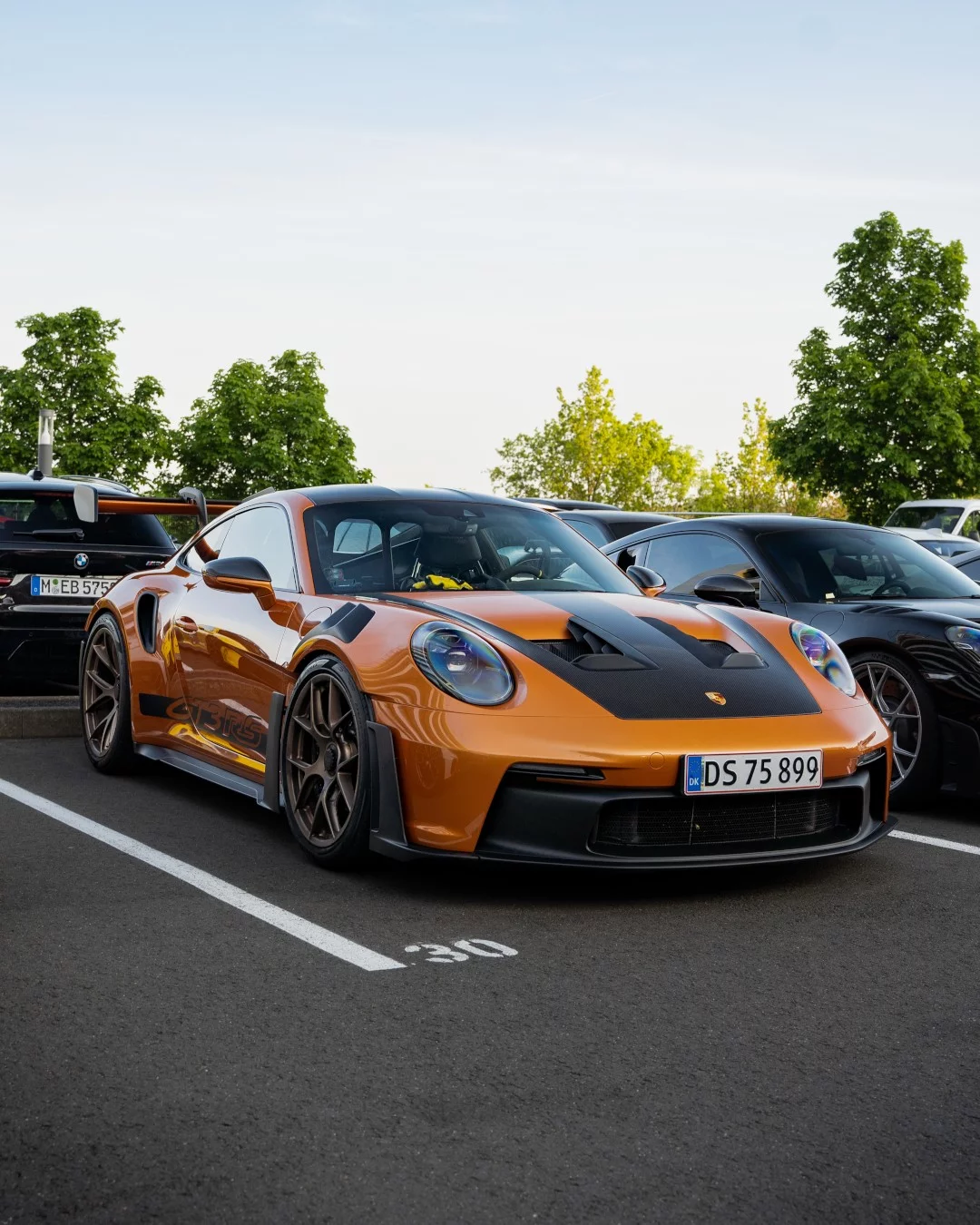 Nordic Gold Metallic Porsche 911 GT3 RS
