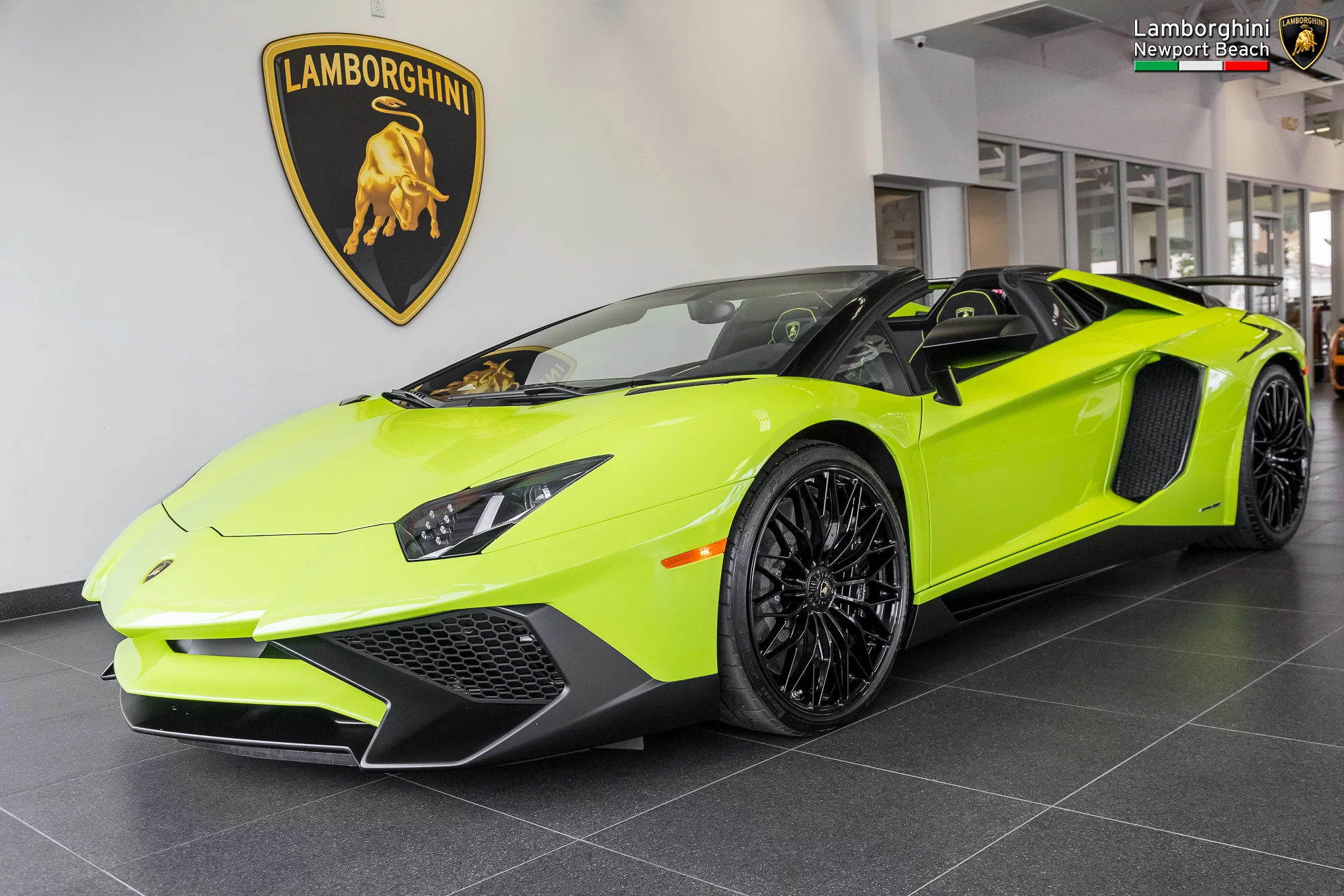 Verde Scandal Lamborghini Aventador
